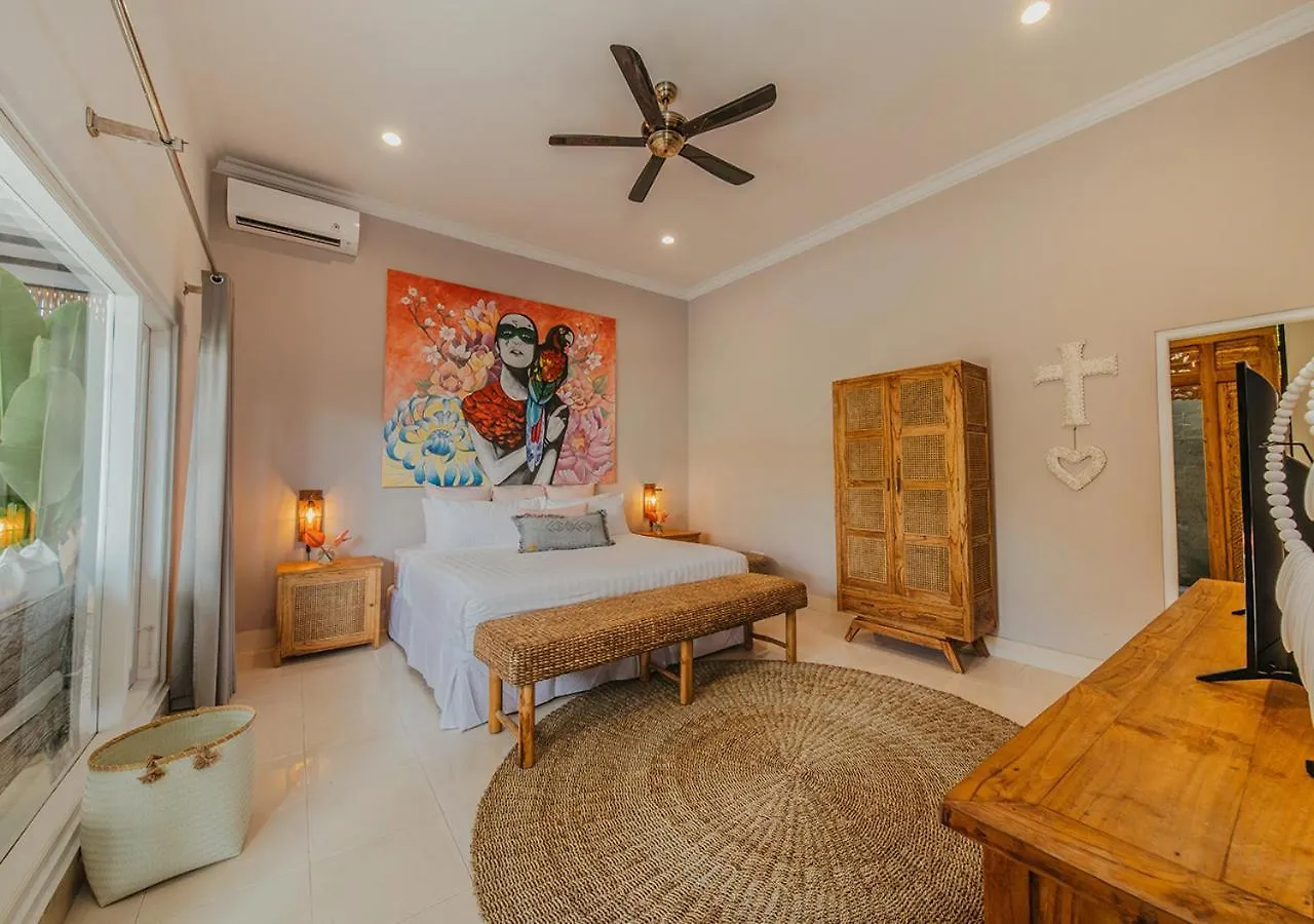 Villa Bloom 5 Close To The Beach Private Pool 3 Bedrooms 3 Bathrooms Seminyak   Seminyak (Bali)