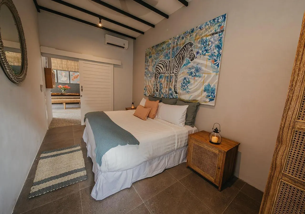 Villa Bloom 5 Close To The Beach Private Pool 3 Bedrooms 3 Bathrooms Seminyak  0*, Seminyak (Bali) Indonesia